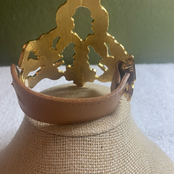 NWOT Neiman Marcus Statement Bracelet With Leather Strap - Picture 5 of 6